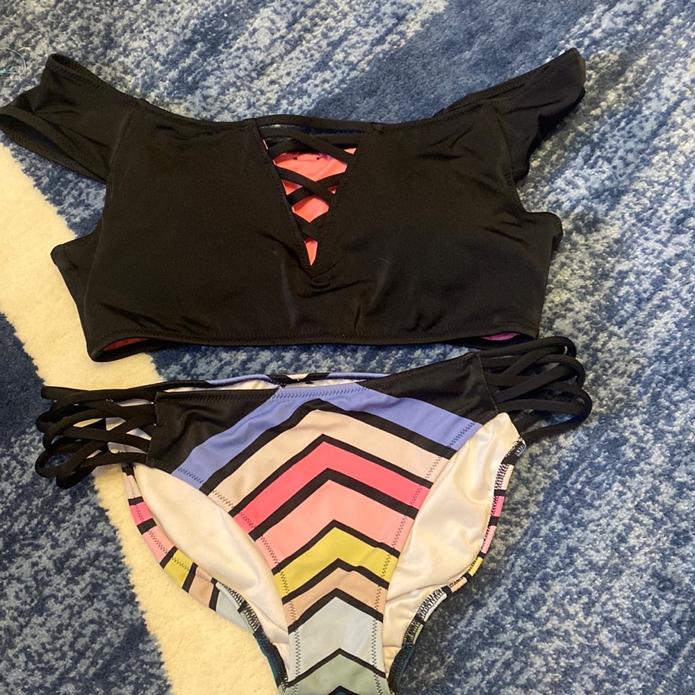PINK SWIMSUIT SET SIZE:S
